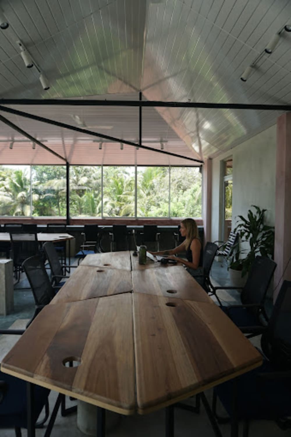 NETS Cowork Colive- Ahangama