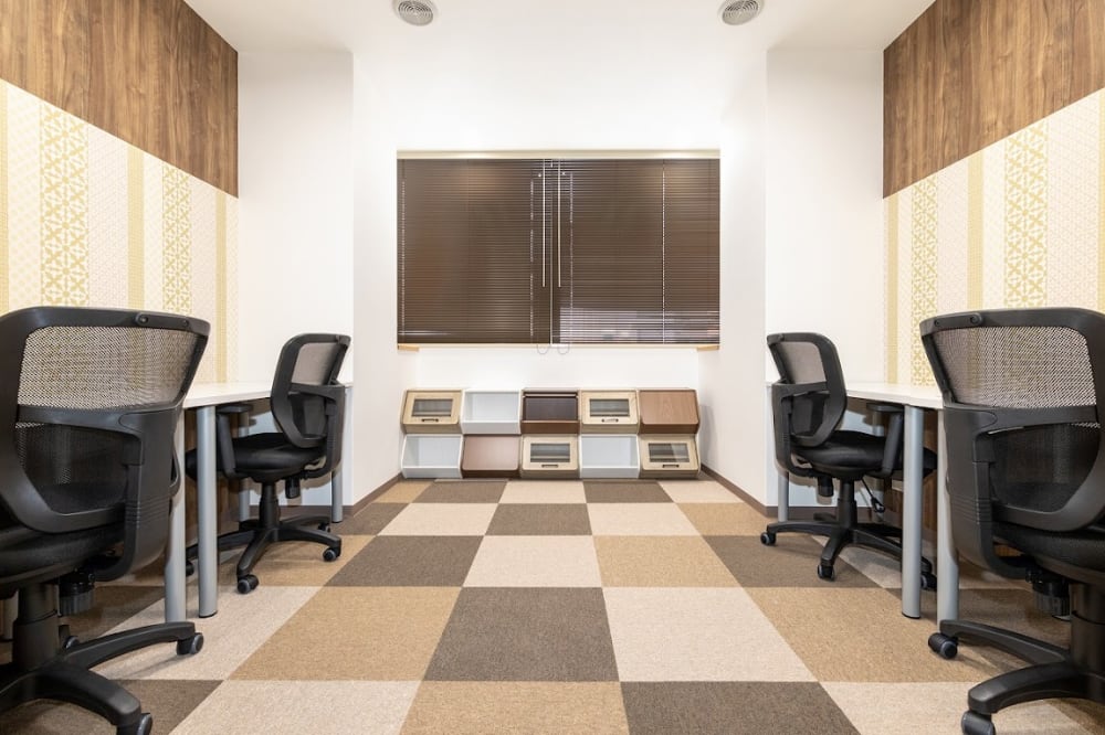 BIZcomfort Osaka Honmachi-west