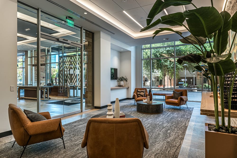 Tempe gateway Mill Ave