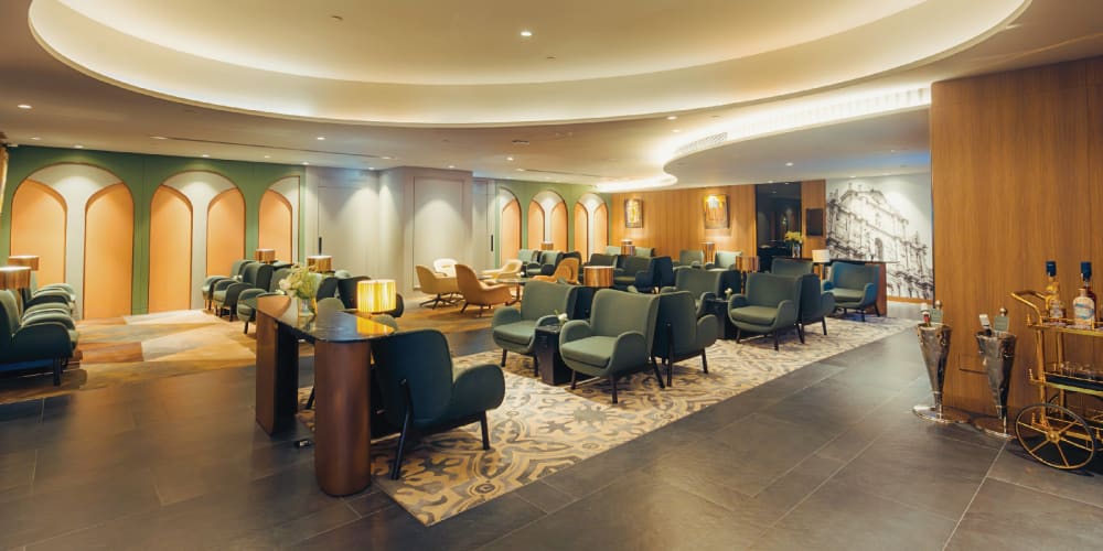 Plaza Premium Lounge First Departures