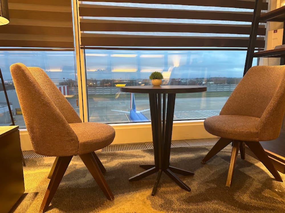Plaza Premium Lounge Departures London