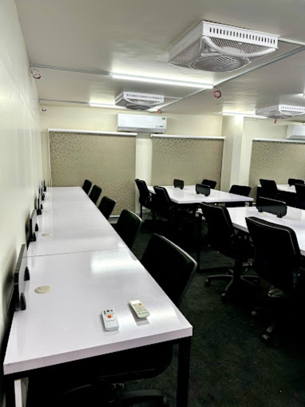 Larr Coworking Space