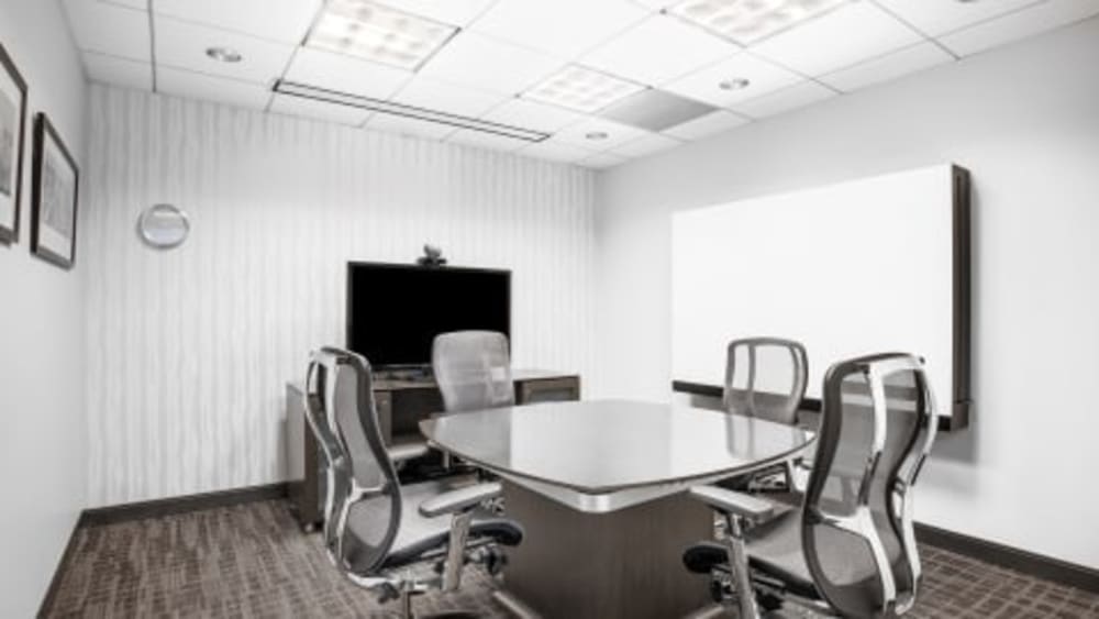 Regus Oppenheimer Tower