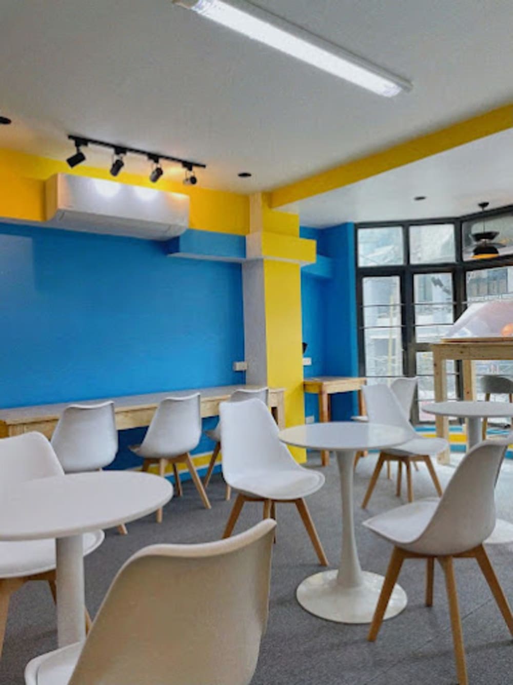 Outside The Box Co-working