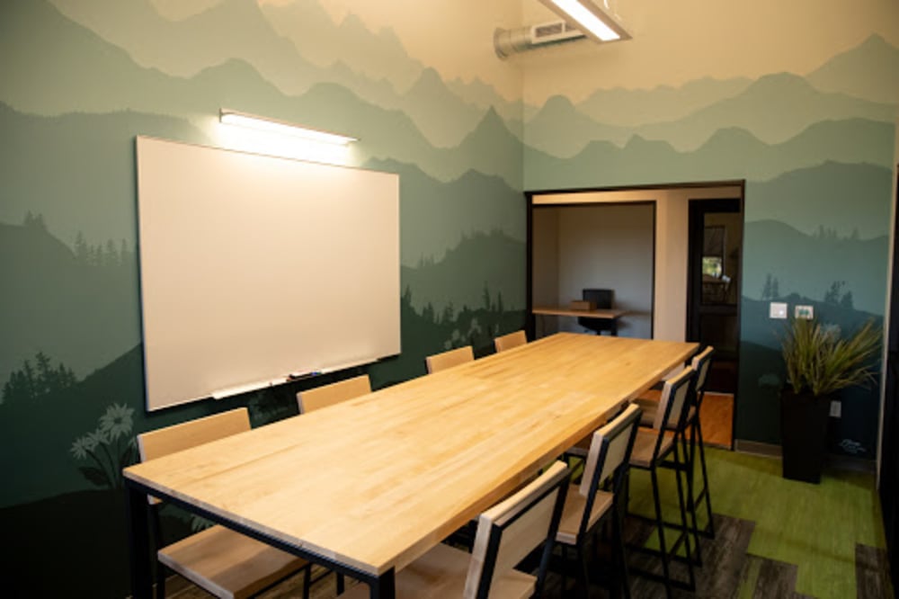 Embark 2843 NW Lolo Dr