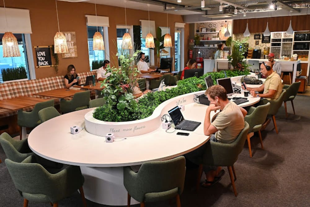 Avila Spaces 6 1 esq