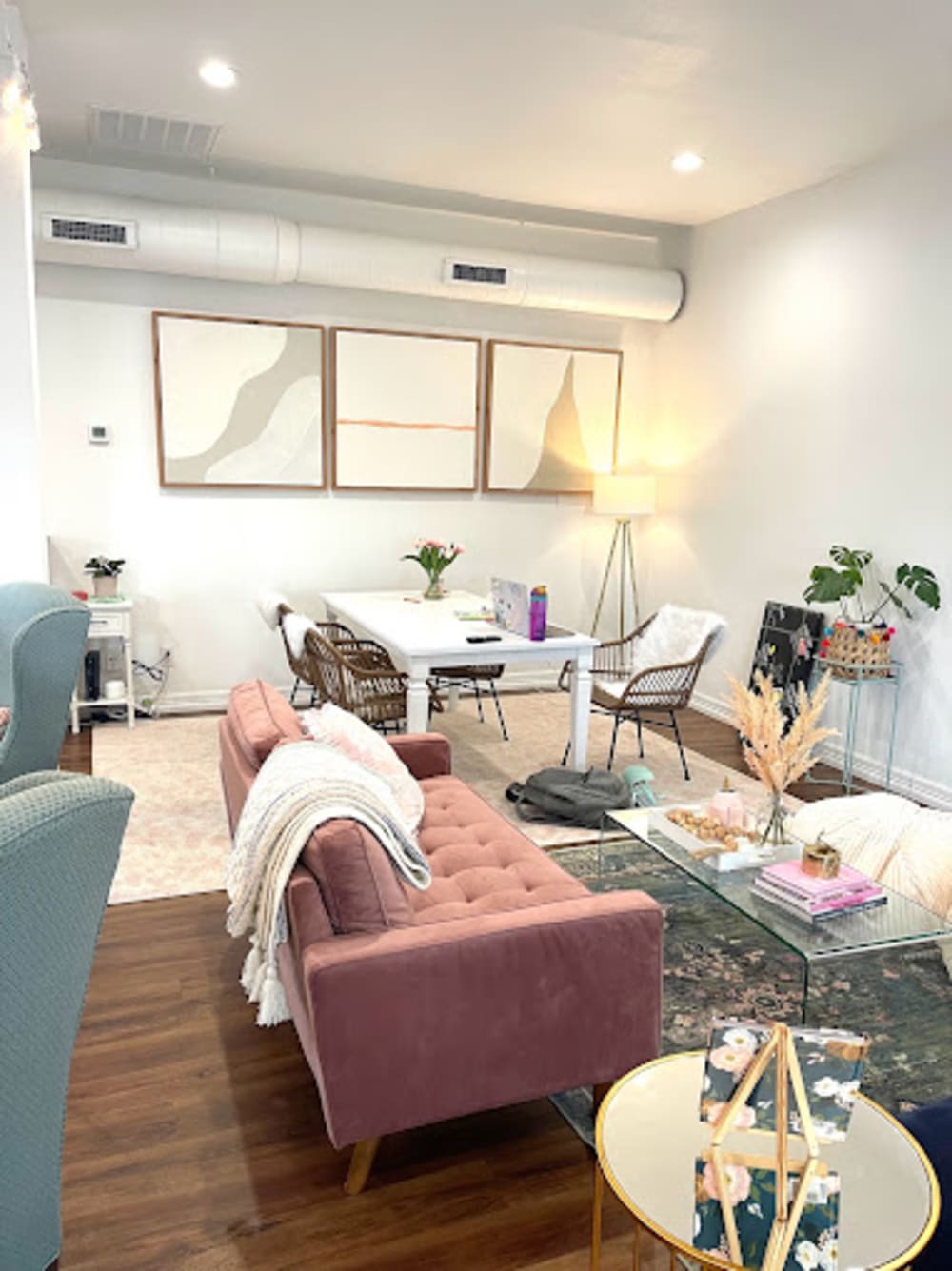 Babes Support Babes Co Space