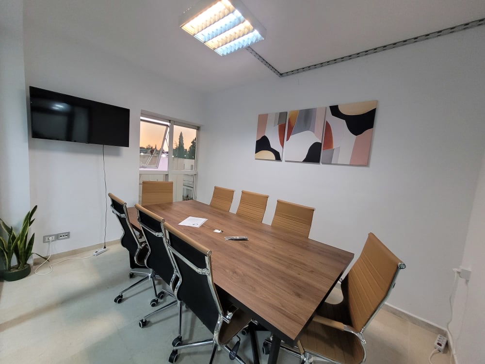 Inpole Business Center