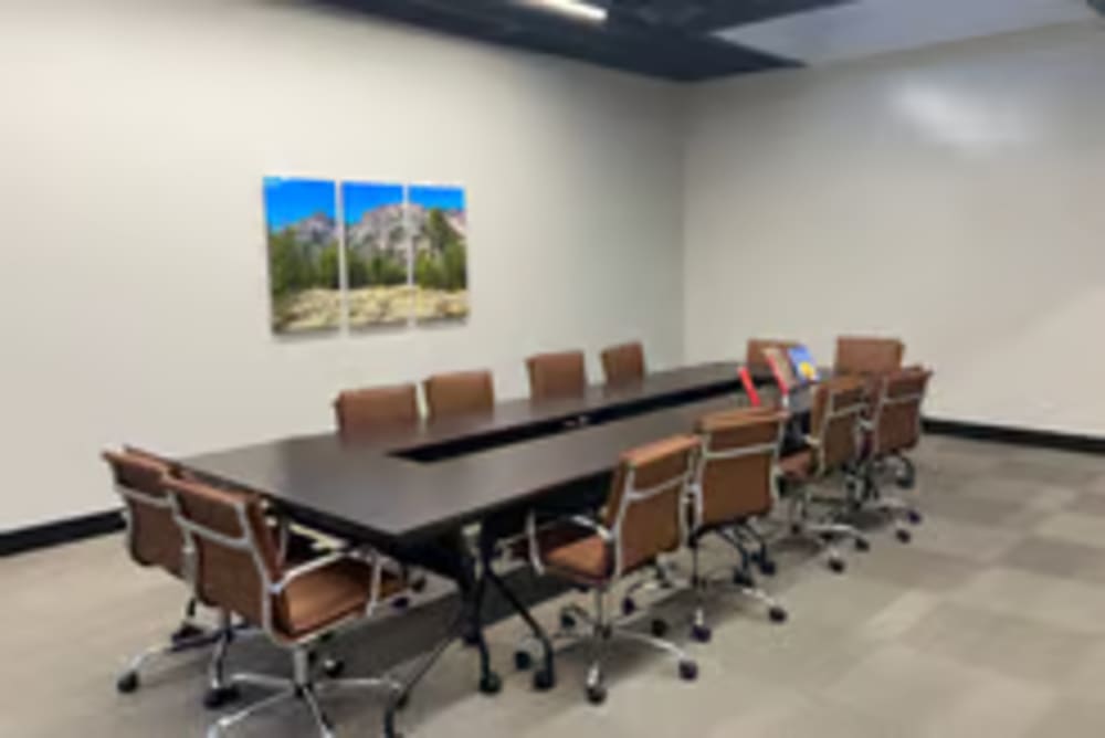 Leaders Loft Main St