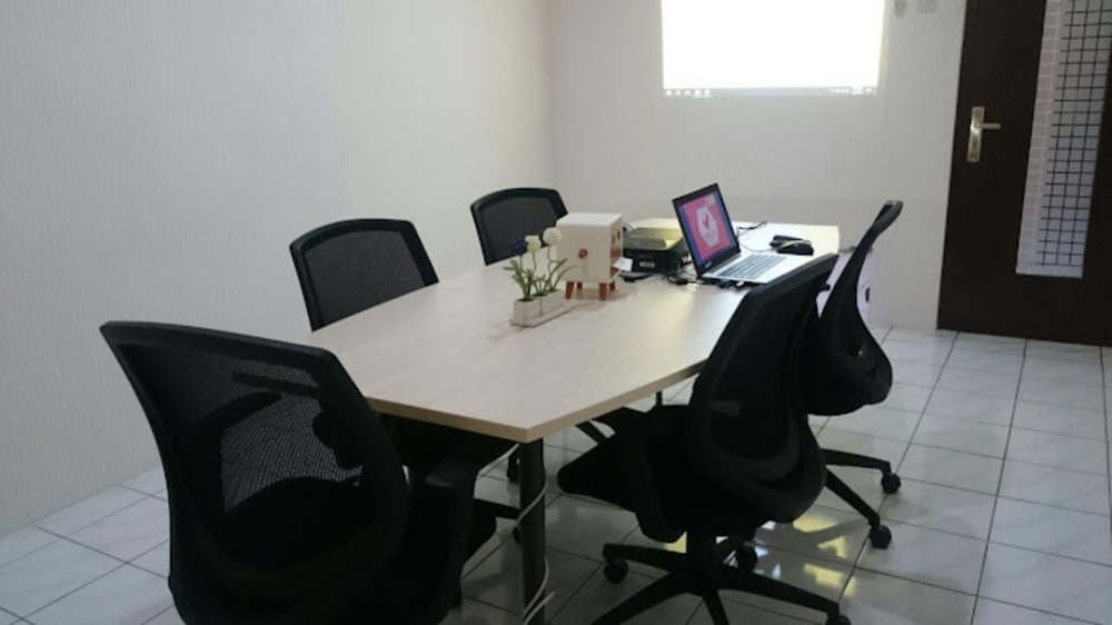 Virto Office Surabaya