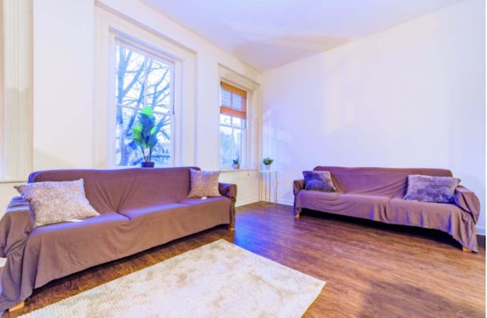 Workshop 420 Broad St