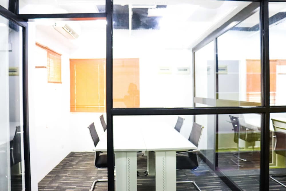 Weremote - Orange Suites Coworking