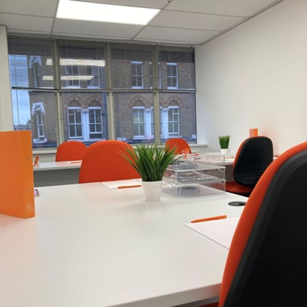 easyHub London