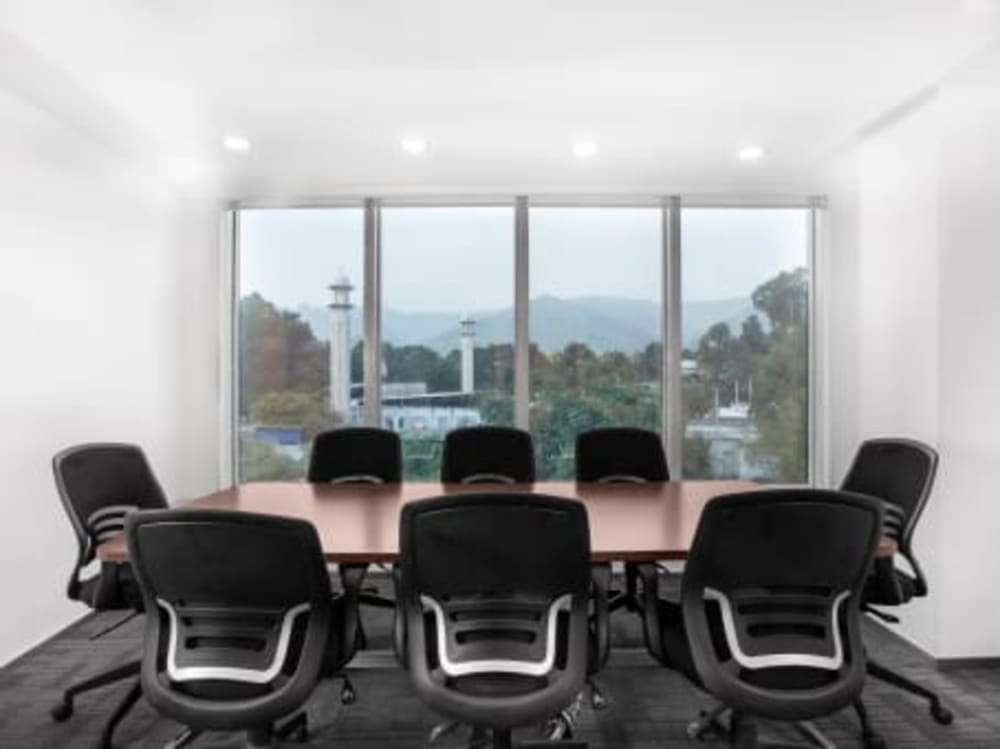 Regus Emirates Tower Islamabad