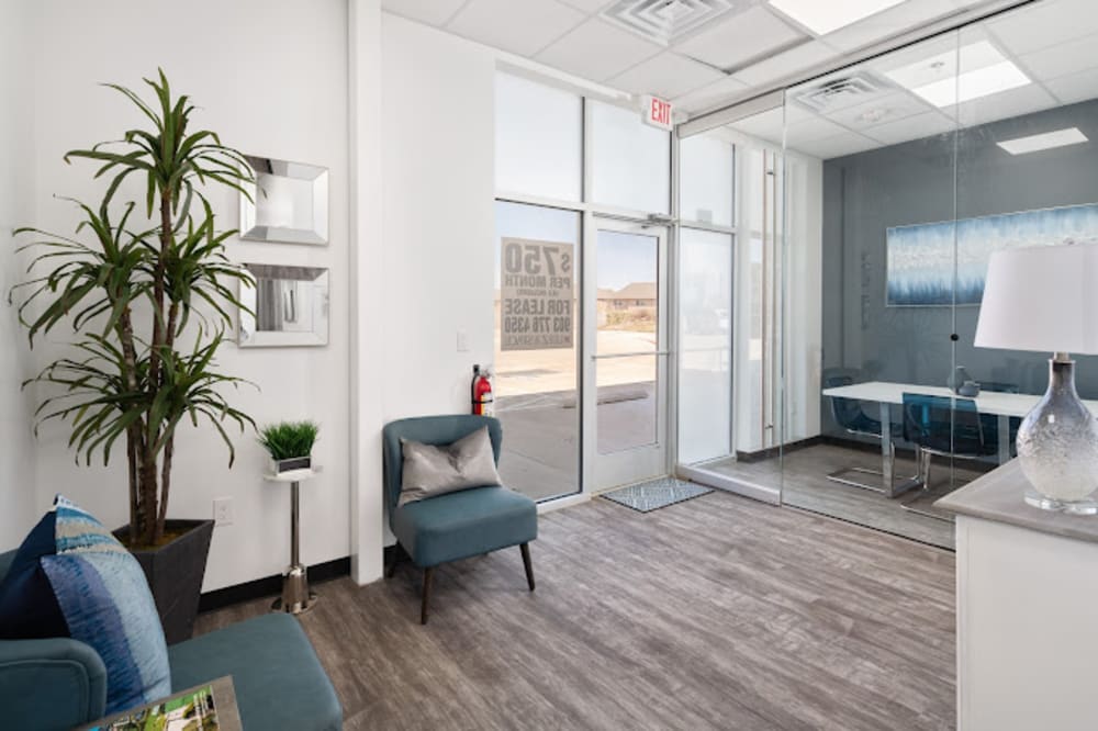 Leezaspace - Hebron Pkwy