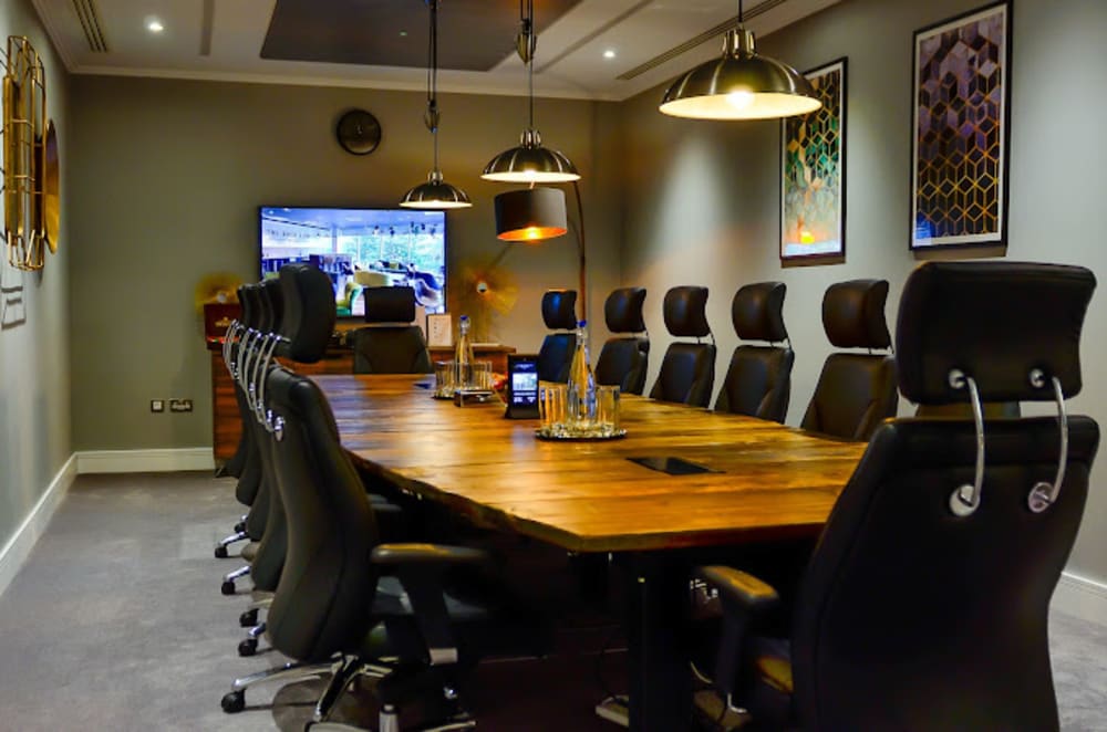 Podium Space London Ealing Cross