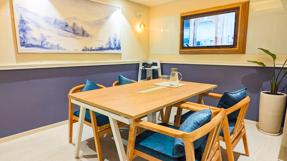 alt.f Sector 58 Noida