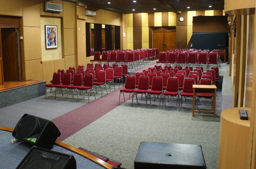 EastSquare Business Center