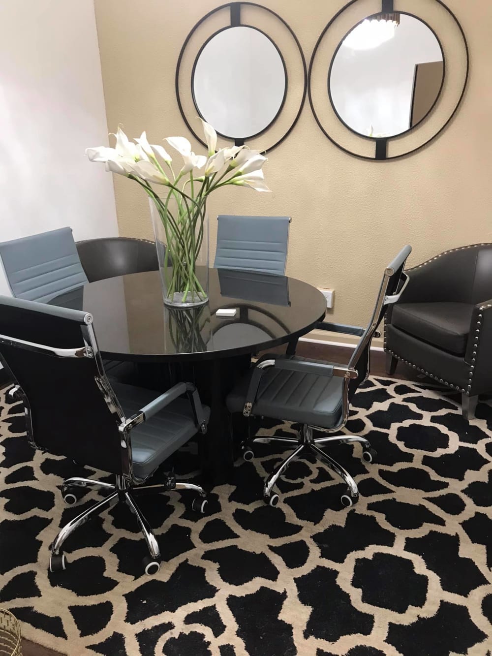 The LONGSTREET Livernois