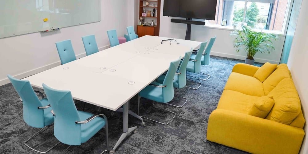 The Curious Lounge Reading