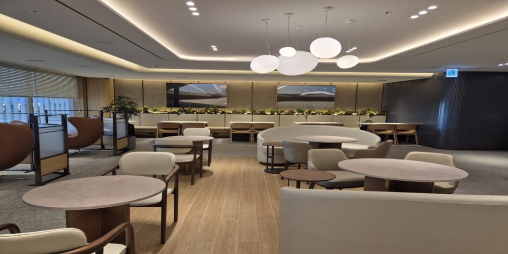 Plaza Premium Lounge East Wing International Departures Terminal