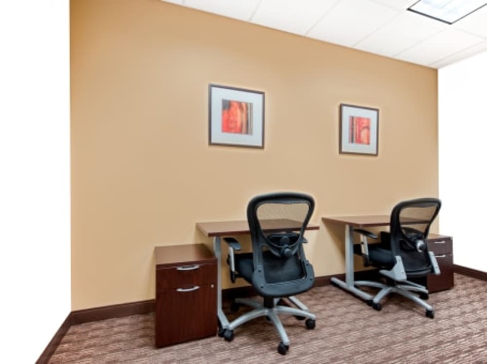 Regus City Plaza-Raleigh
