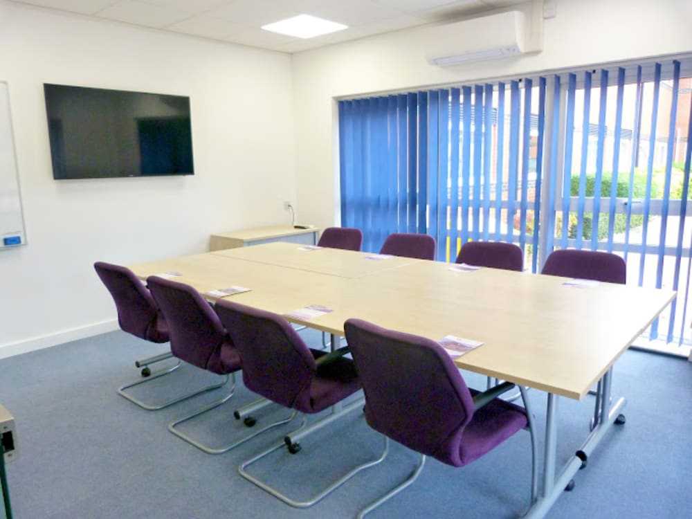 Ongar Business Centre Lundy lulla