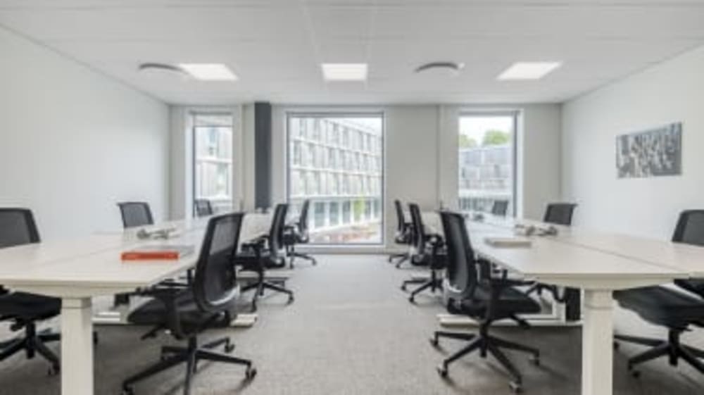 Regus Flesland Airport