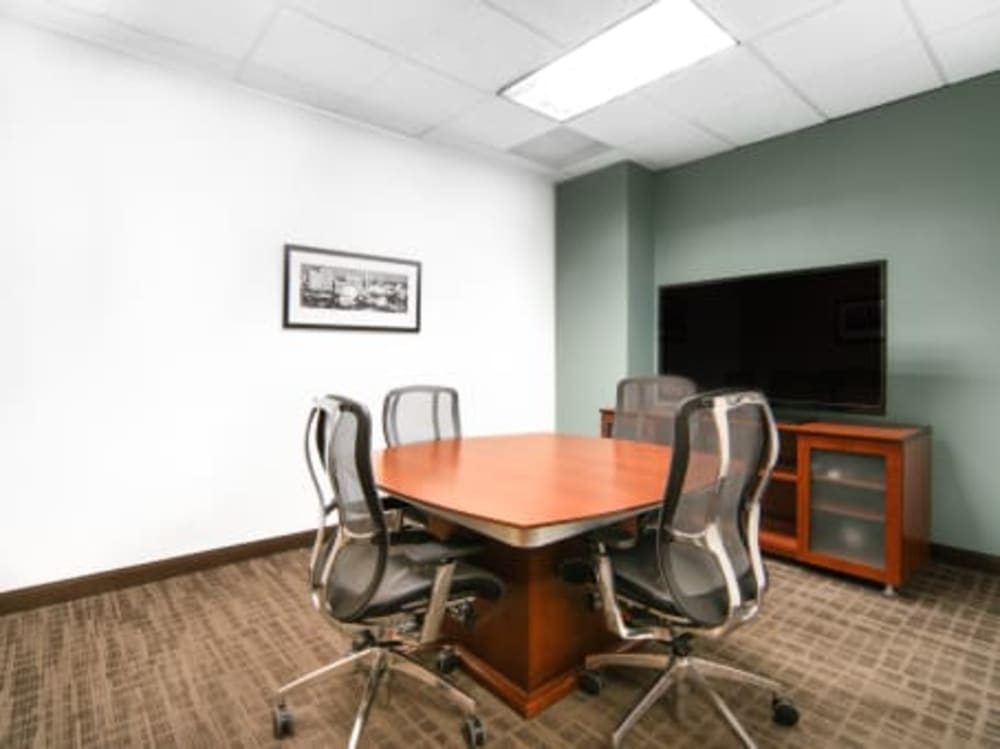 Regus Kierland