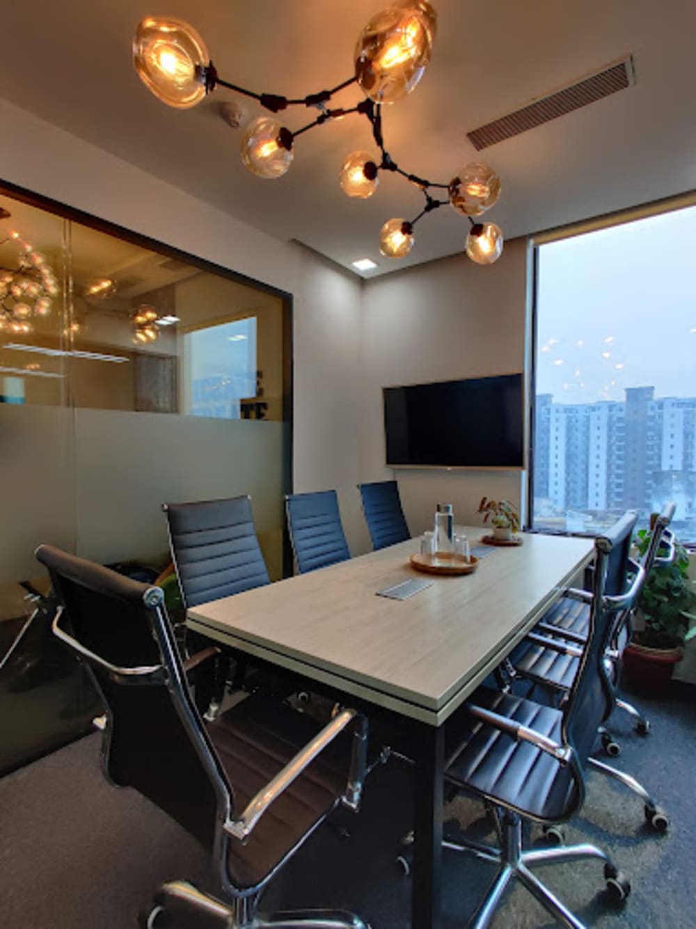 Desq Worx  Sector 48