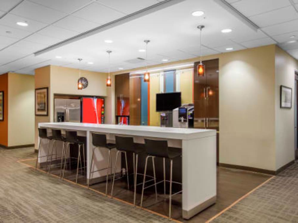 Regus Americas Tower