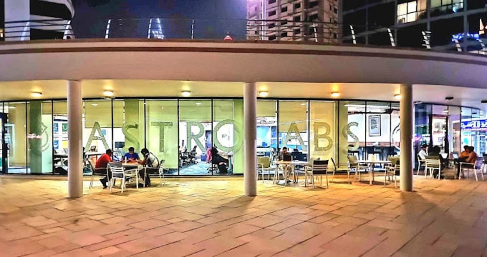 AstroLabs Al Waleed Paradise