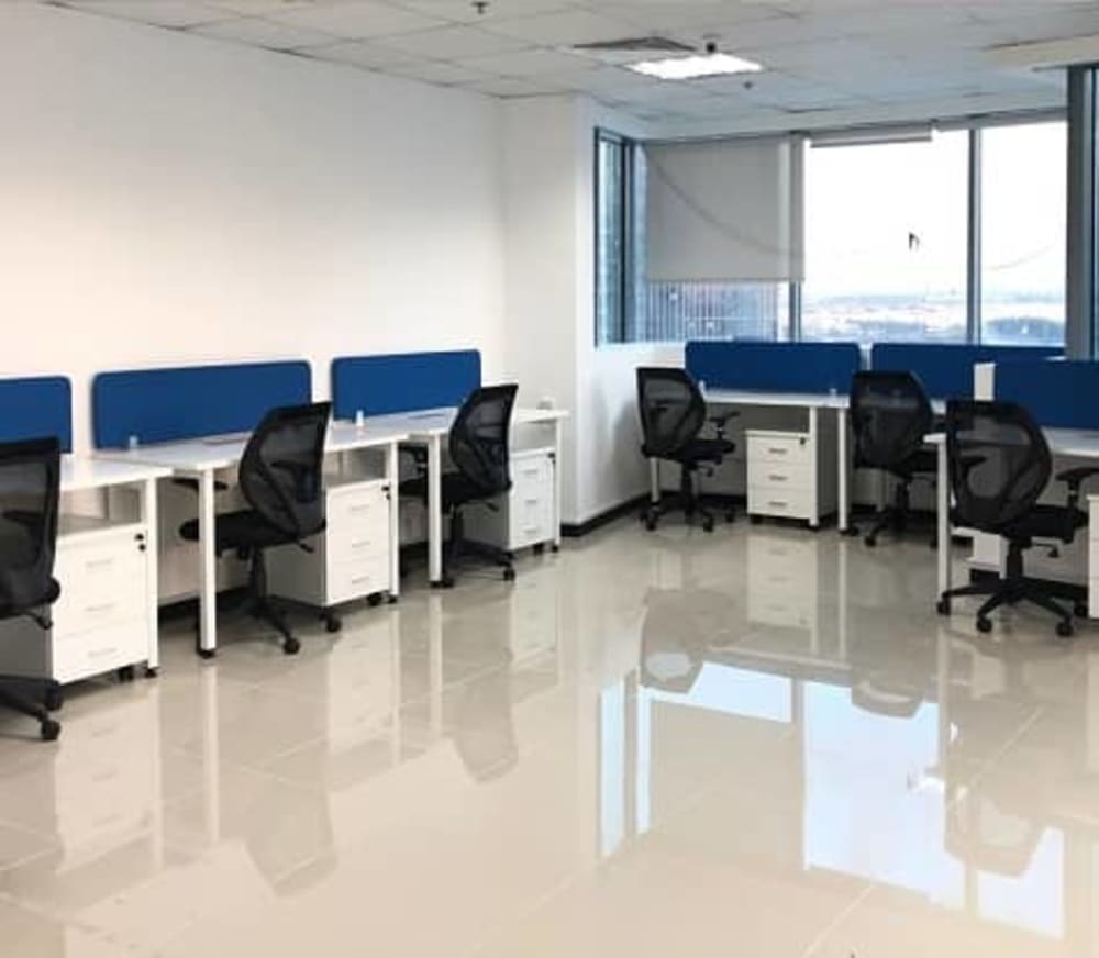 Exponenta Business Center-Dubai