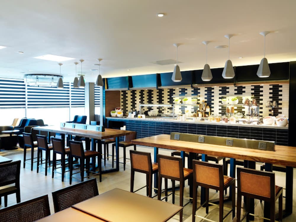 Plaza Premium Lounge Departures London