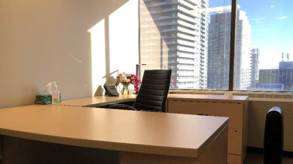 Intelligent Office Yonge Eglinton- Toronto
