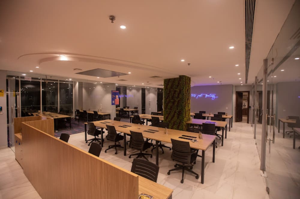 Desker Coworking Golf Course Road