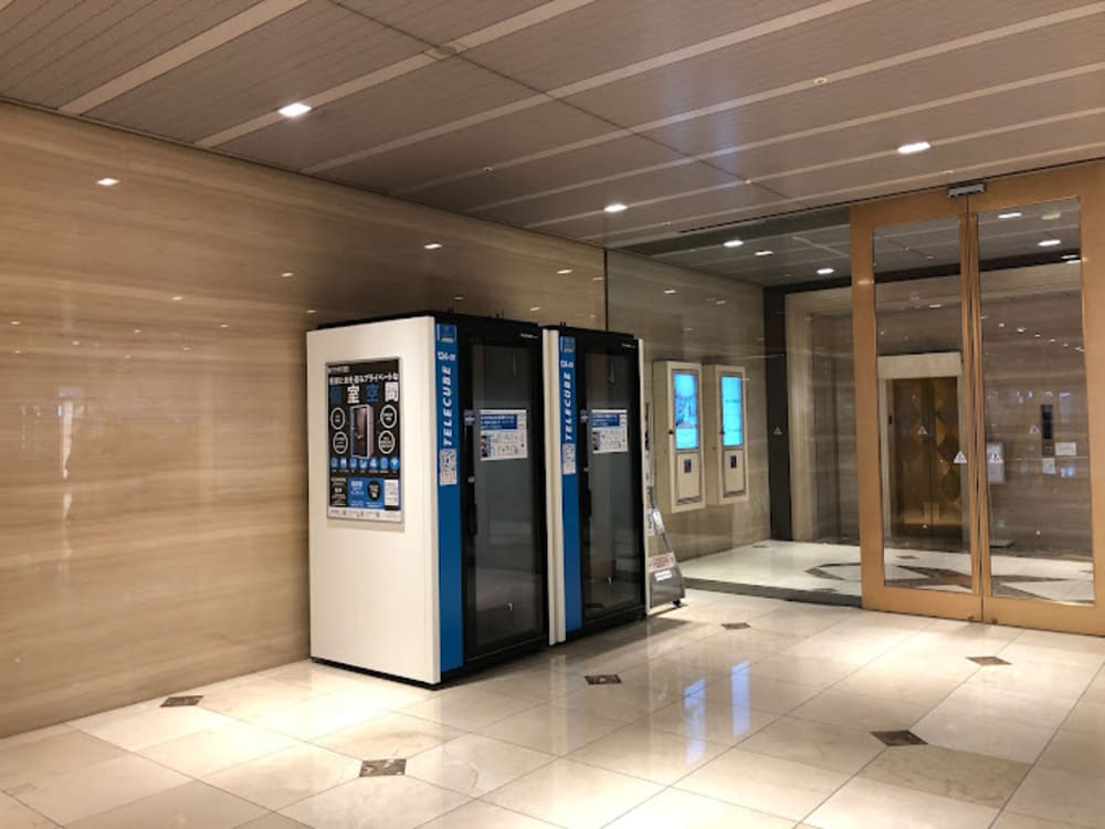 Telecube Applause Tower