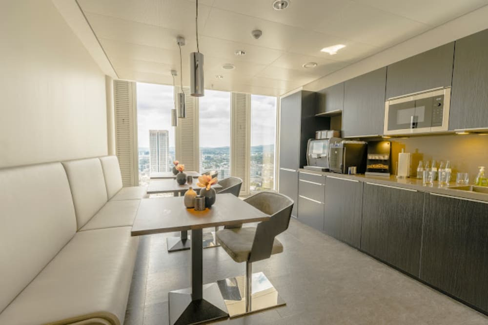 COLLECTION Business Frankfurt