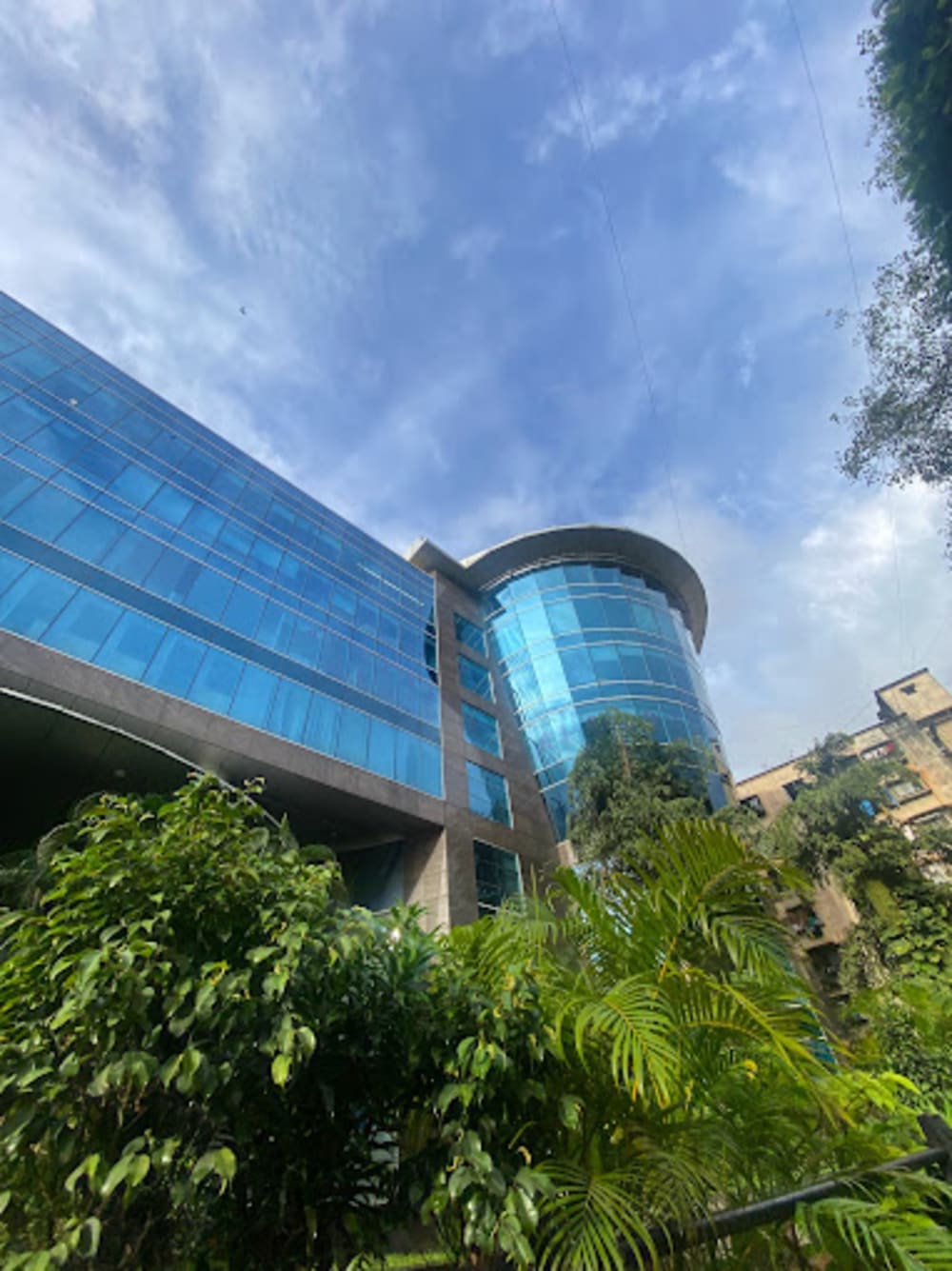 Community Coworks Ackruti Trade Center