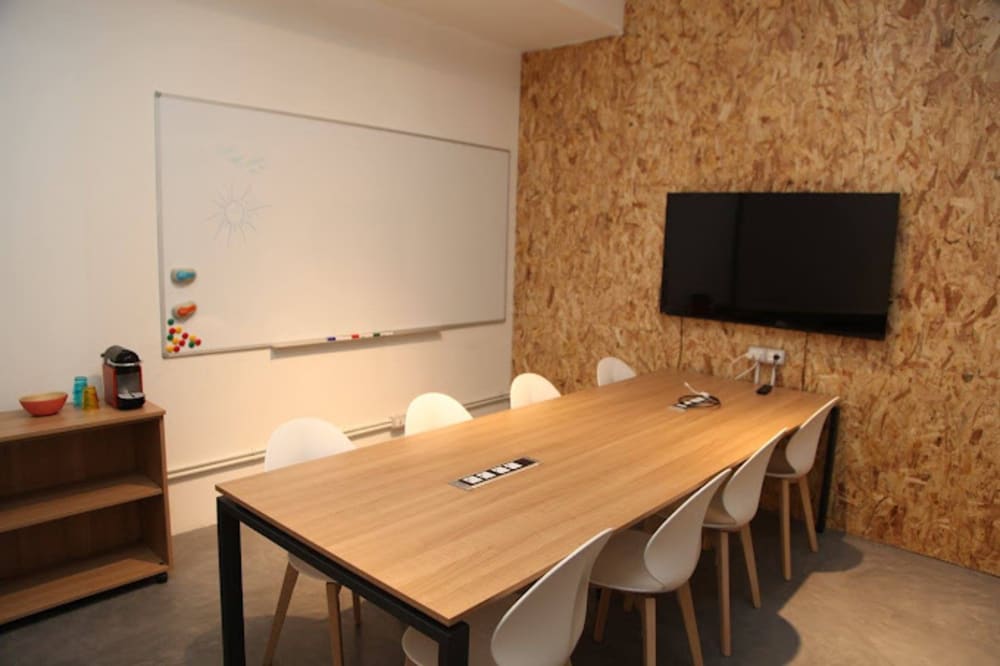 The Submarine Beirut