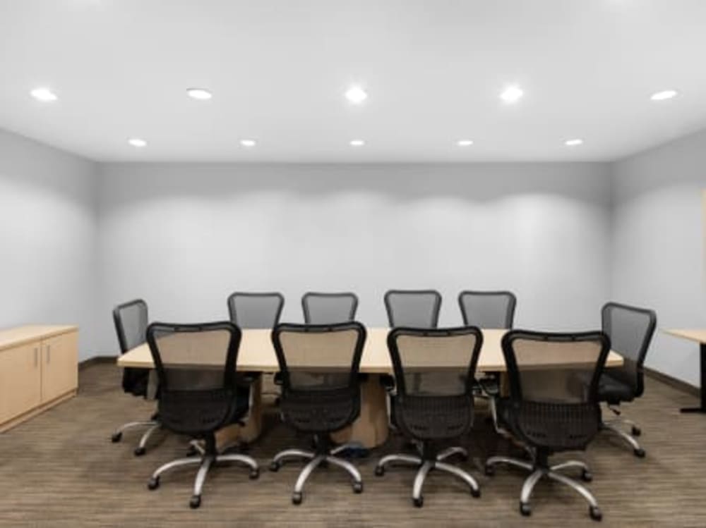 Regus Waterside Center