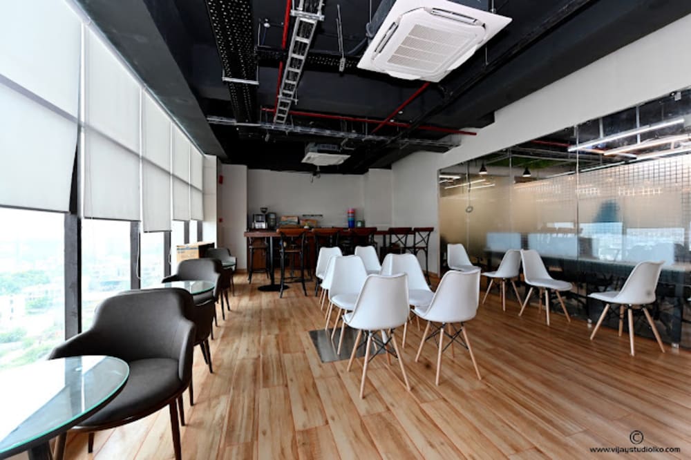 Incuspaze Coworking Rohtas Summit- Lucknow