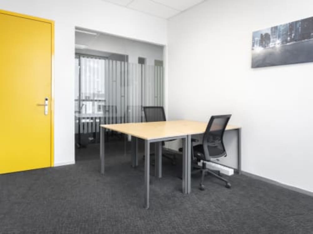 Regus Pakuwon Centre Surabaya