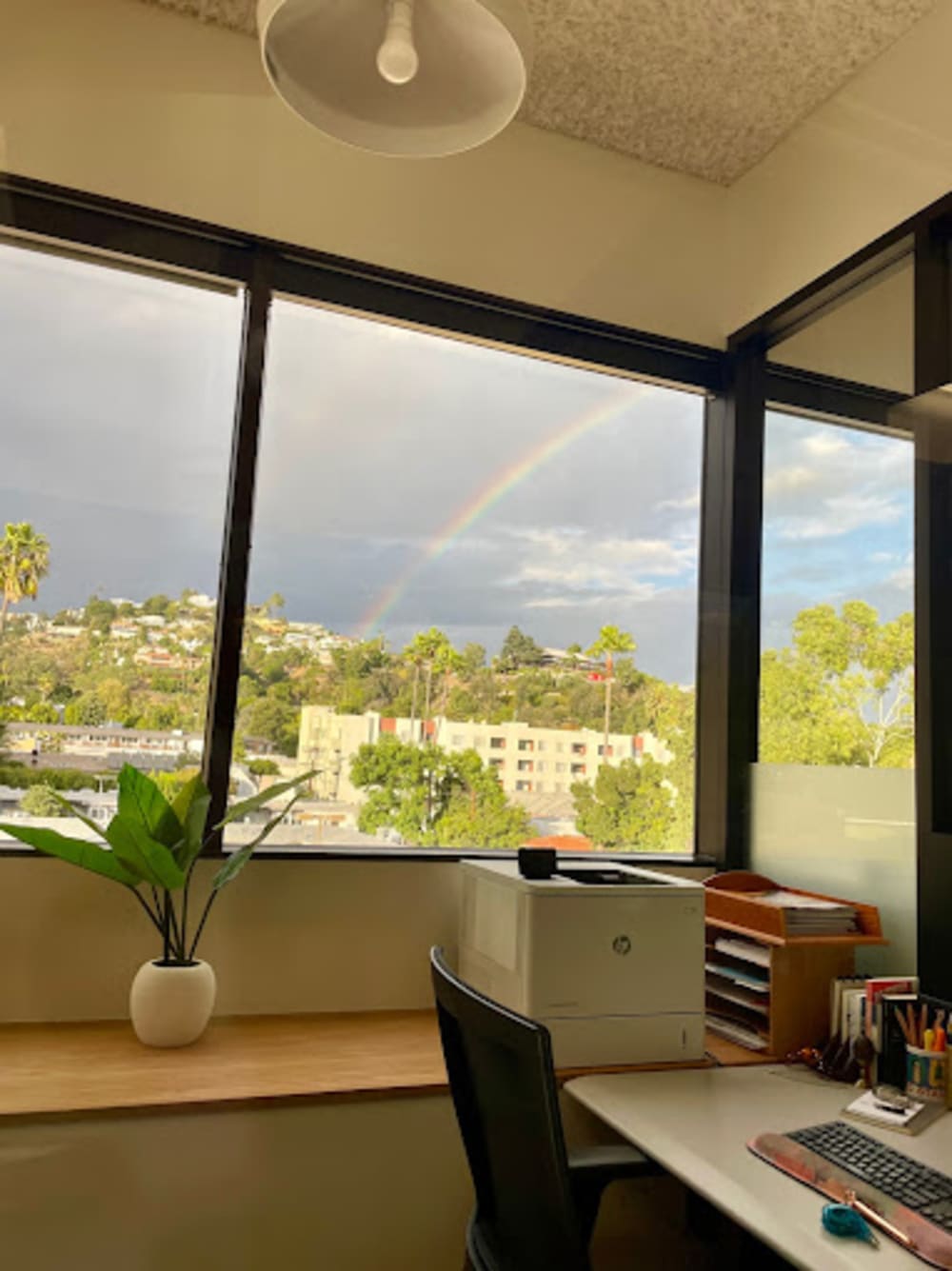 Industrious Hollywood Blvd Suite