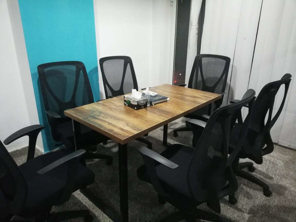 Razzin Coworking Space