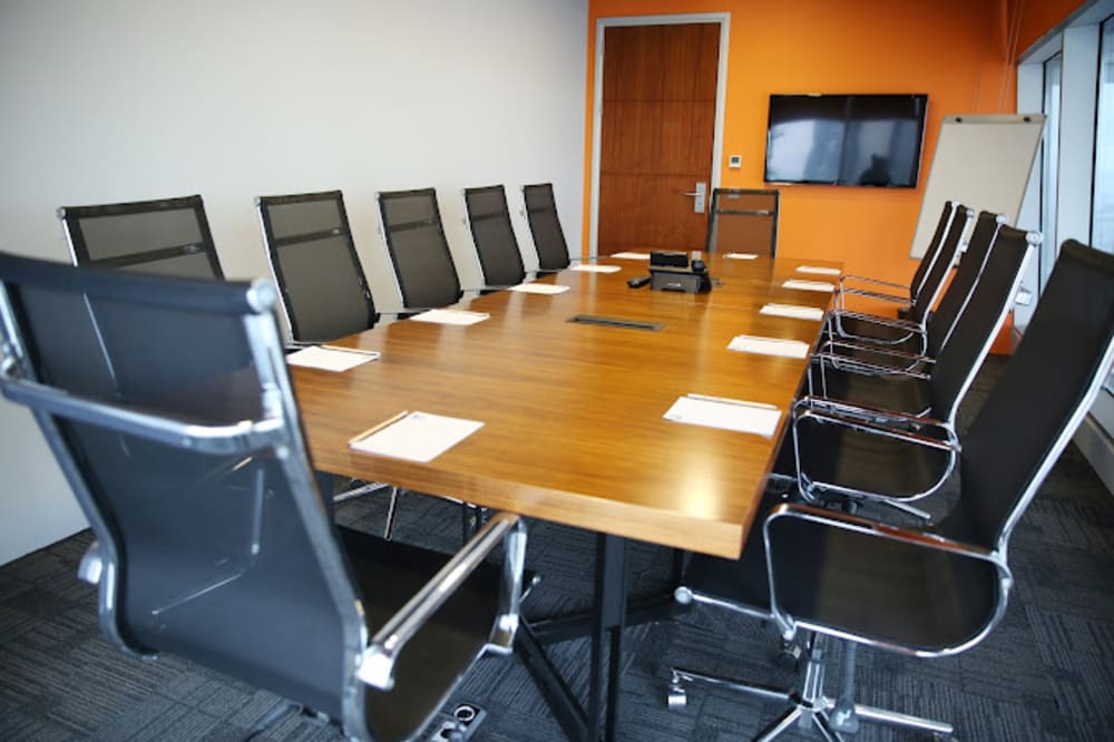 Plaza Cubes Paragon Tower