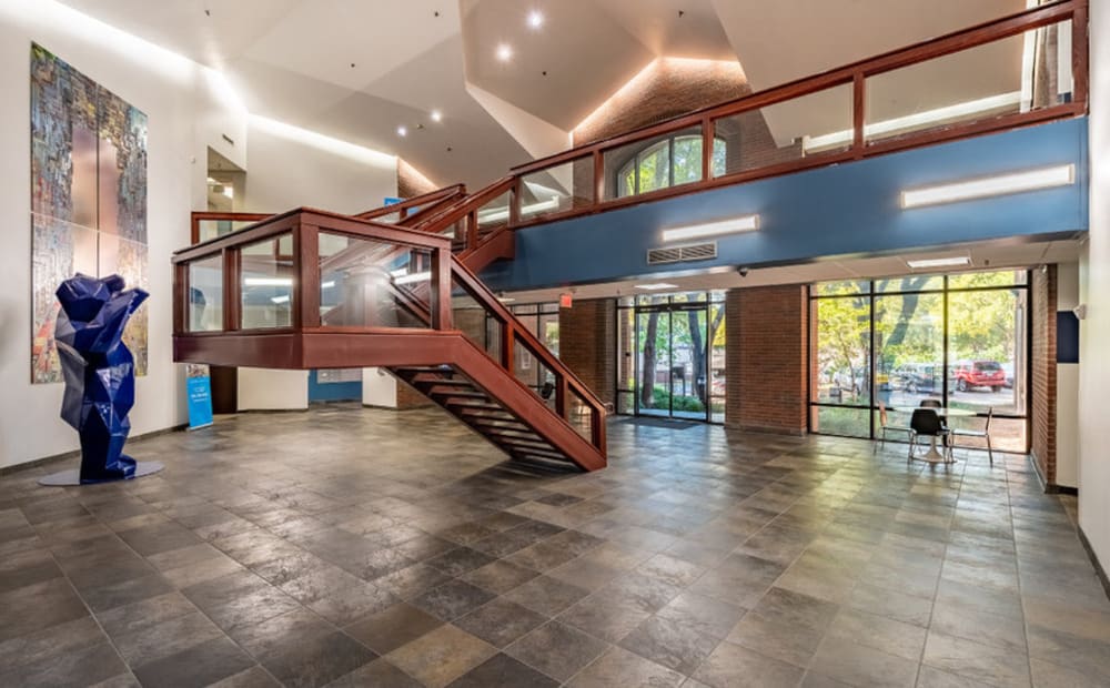 Workstyle Spaces 9535 Forest Ln