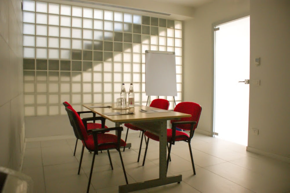 OSCARD Business Center- Bologna