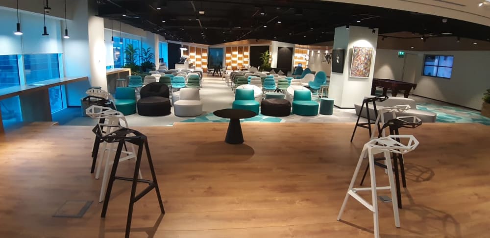 UNBOX Business Bay, Bay Square