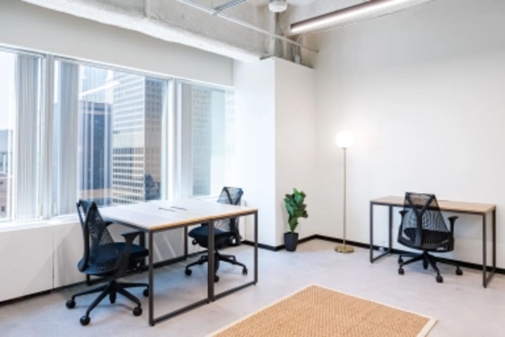 Industrious 444 Flower St